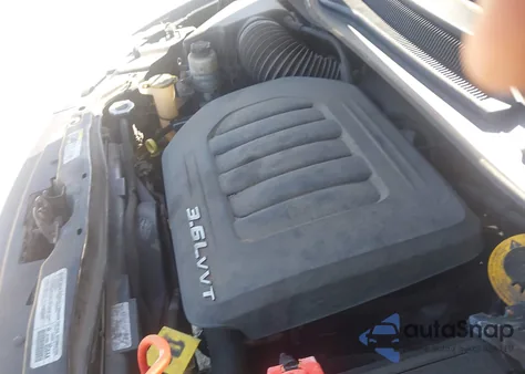 2014 Chrysler Town & Country Touring z USA, uszkodzony, nr VIN 2C4RC1BG4ER448043